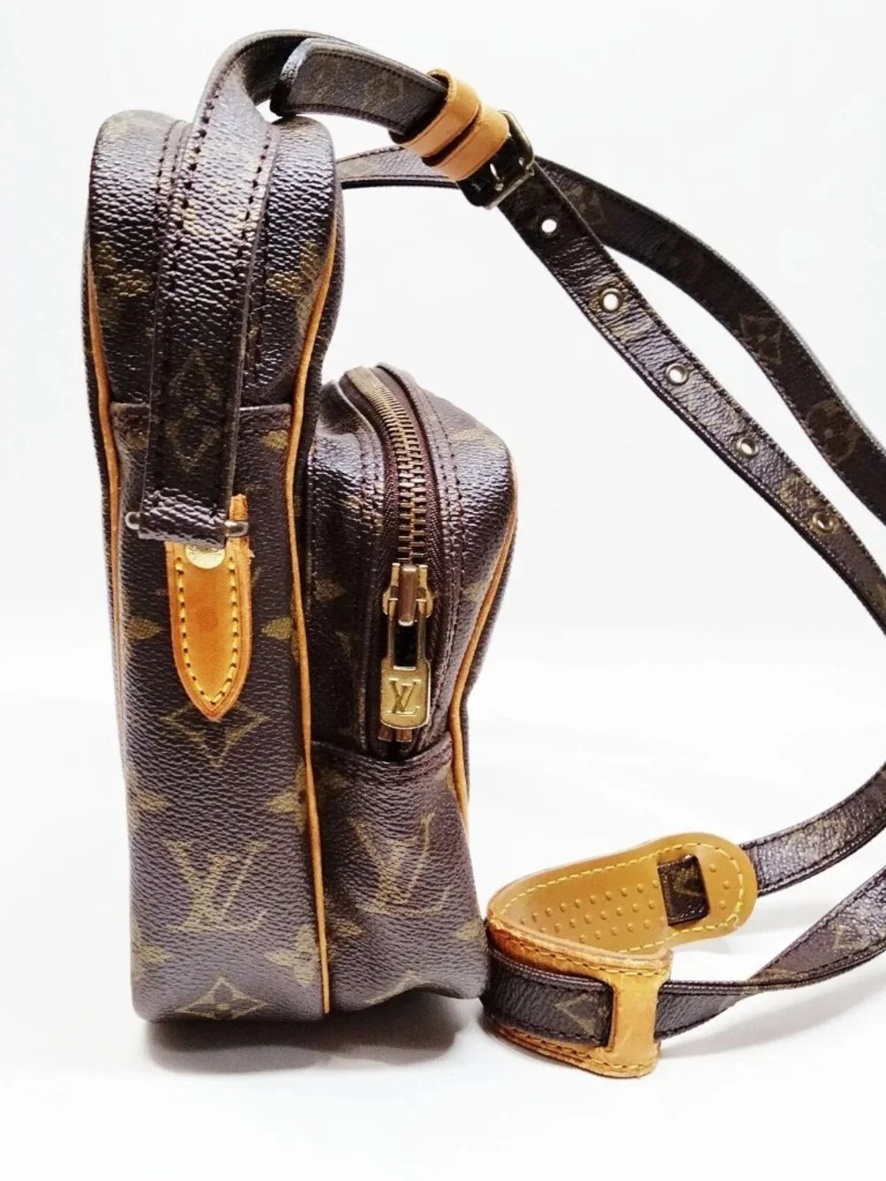 Authentic Louis Vuitton Monogram Amazone Crossbody Bag Vintage Shoulder Bag